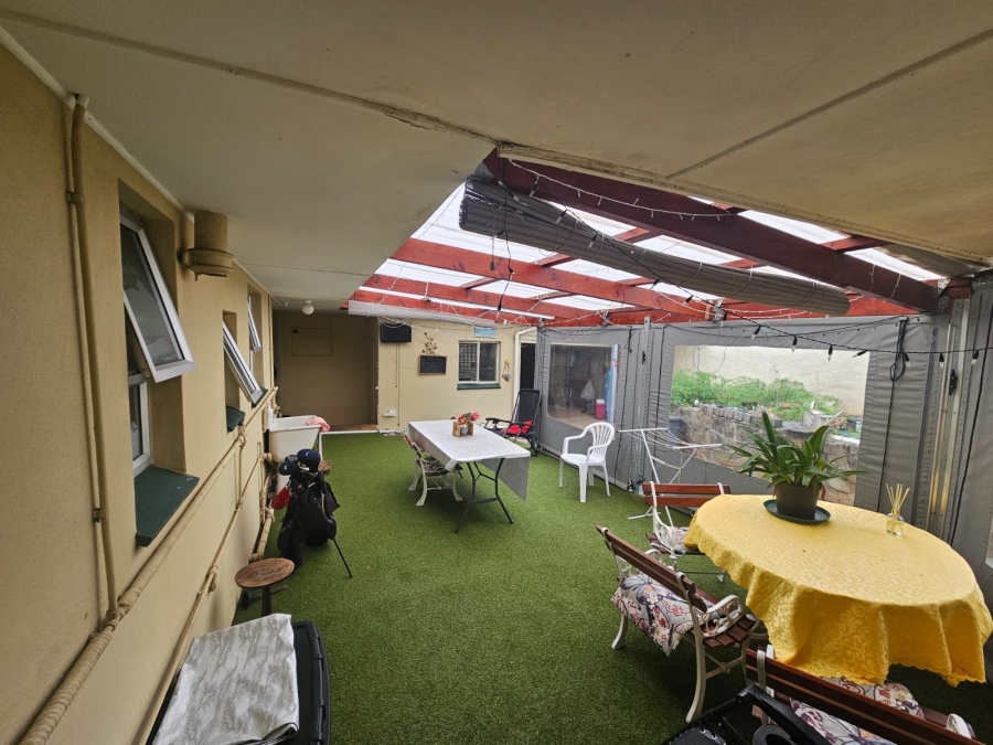 4 Bedroom Property for Sale in Berea Eastern Cape